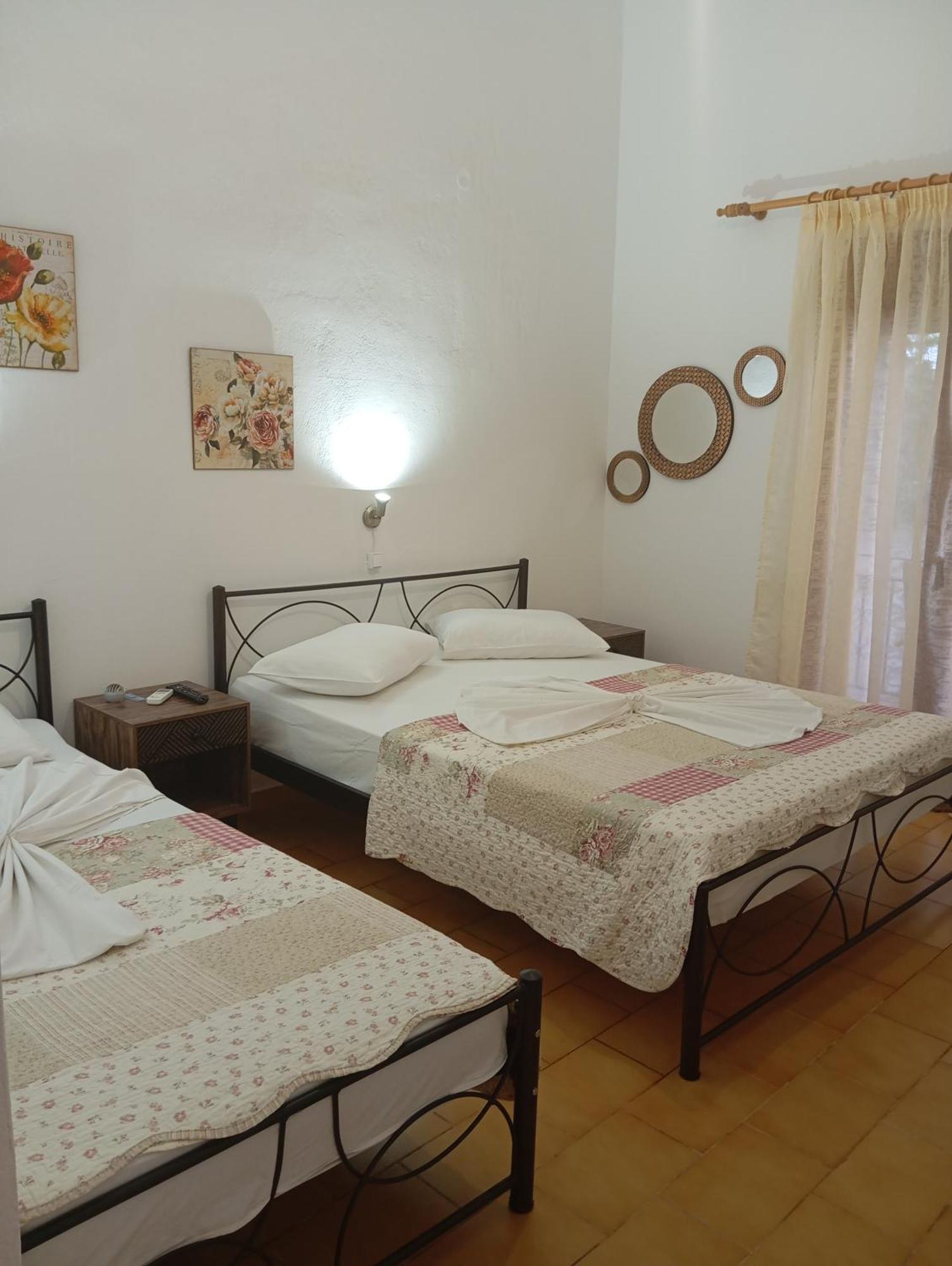 Achilleas Rooms Sívota الغرفة الصورة